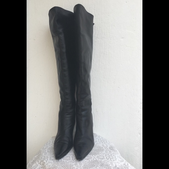 Stuart Weitzman Tall Heeled Boot - Picture 2 of 8